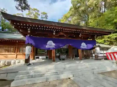 四條畷神社の{uncategorized: "未分類", other: "その他", undefined: "問題あり", building: "その他建物", grave: "お墓", sacred_gate: "鳥居", guardian: "狛犬", statue: "像", buddha: "仏像", history: "歴史", nature: "自然", garden: "庭園", animal: "動物", pagoda: "塔", temizu: "手水舎", mountain_gate: "山門・神門", sanctuary: "本殿・本堂", subordinate: "末社・摂社", art: "芸術", scenery: "景色", jizo: "地蔵", ema: "絵馬", goshuin: "御朱印", omikuji: "おみくじ", items: "授与品その他", amulet: "お守り", goshuincho: "御朱印帳", eats: "食事", festival: "お祭り", votive_dance: "神楽", shichigosan: "七五三参", wedding: "結婚式", experience: "体験その他", initially: "初詣", around: "周辺", anti_infection: "感染症対策"}