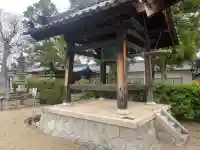 本光明寺の{uncategorized: "未分類", other: "その他", undefined: "問題あり", building: "その他建物", grave: "お墓", sacred_gate: "鳥居", guardian: "狛犬", statue: "像", buddha: "仏像", history: "歴史", nature: "自然", garden: "庭園", animal: "動物", pagoda: "塔", temizu: "手水舎", mountain_gate: "山門・神門", sanctuary: "本殿・本堂", subordinate: "末社・摂社", art: "芸術", scenery: "景色", jizo: "地蔵", ema: "絵馬", goshuin: "御朱印", omikuji: "おみくじ", items: "授与品その他", amulet: "お守り", goshuincho: "御朱印帳", eats: "食事", festival: "お祭り", votive_dance: "神楽", shichigosan: "七五三参", wedding: "結婚式", experience: "体験その他", initially: "初詣", around: "周辺", anti_infection: "感染症対策"}