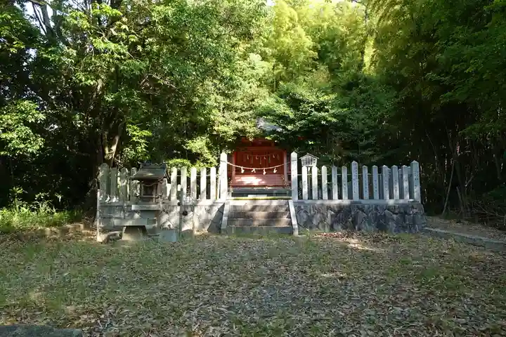 燕神社の本殿・本堂
