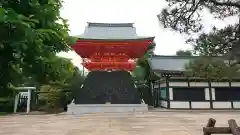 穴八幡宮の建物その他