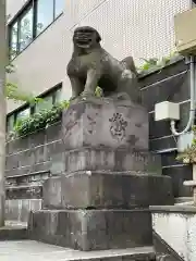 花園神社の狛犬