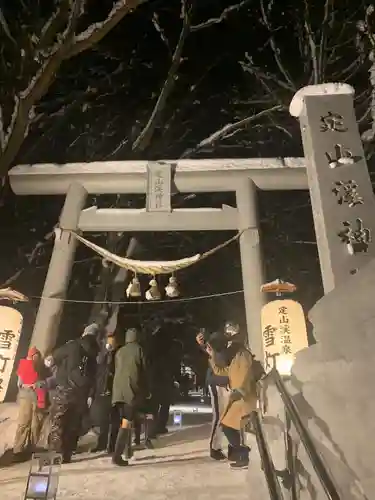 定山渓神社の鳥居