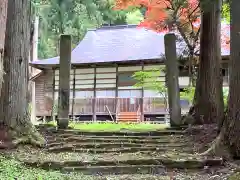 長福寺の本殿