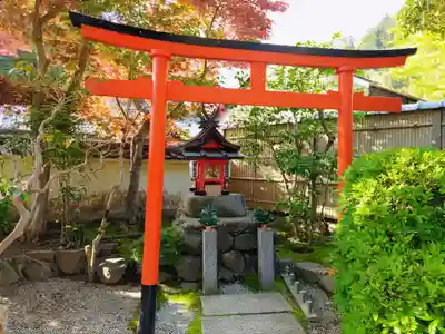 法起院の末社・摂社