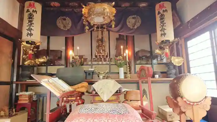 本郷寺の本殿・本堂