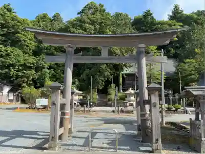 鳥海山大物忌神社吹浦口ノ宮(山形県)