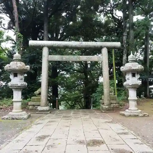 素鵞熊野神社の鳥居