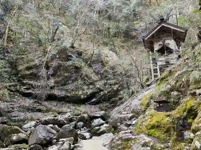 元伊勢天岩戸神社の{uncategorized: "未分類", other: "その他", undefined: "問題あり", building: "その他建物", grave: "お墓", sacred_gate: "鳥居", guardian: "狛犬", statue: "像", buddha: "仏像", history: "歴史", nature: "自然", garden: "庭園", animal: "動物", pagoda: "塔", temizu: "手水舎", mountain_gate: "山門・神門", sanctuary: "本殿・本堂", subordinate: "末社・摂社", art: "芸術", scenery: "景色", jizo: "地蔵", ema: "絵馬", goshuin: "御朱印", omikuji: "おみくじ", items: "授与品その他", amulet: "お守り", goshuincho: "御朱印帳", eats: "食事", festival: "お祭り", votive_dance: "神楽", shichigosan: "七五三参", wedding: "結婚式", experience: "体験その他", initially: "初詣", around: "周辺", anti_infection: "感染症対策"}