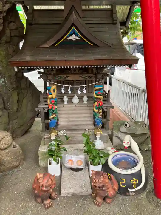蛇幸都神社(蛇骨神社)(神奈川県)