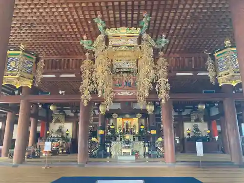 常楽寺の本殿・本堂