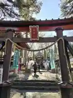 新屋山神社の鳥居