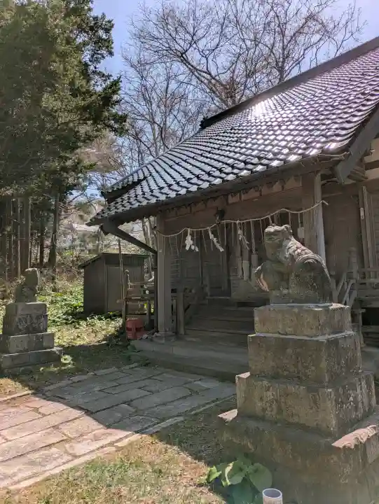 住三吉神社の{uncategorized: "未分類", other: "その他", undefined: "問題あり", building: "その他建物", grave: "お墓", sacred_gate: "鳥居", guardian: "狛犬", statue: "像", buddha: "仏像", history: "歴史", nature: "自然", garden: "庭園", animal: "動物", pagoda: "塔", temizu: "手水舎", mountain_gate: "山門・神門", sanctuary: "本殿・本堂", subordinate: "末社・摂社", art: "芸術", scenery: "景色", jizo: "地蔵", ema: "絵馬", goshuin: "御朱印", omikuji: "おみくじ", items: "授与品その他", amulet: "お守り", goshuincho: "御朱印帳", eats: "食事", festival: "お祭り", votive_dance: "神楽", shichigosan: "七五三参", wedding: "結婚式", experience: "体験その他", initially: "初詣", around: "周辺", anti_infection: "感染症対策"}