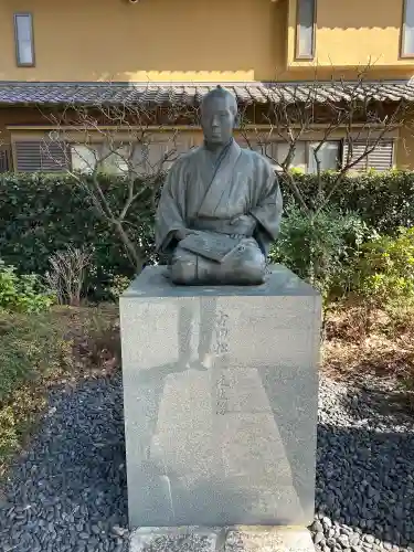 松陰神社の{uncategorized: "未分類", other: "その他", undefined: "問題あり", building: "その他建物", grave: "お墓", sacred_gate: "鳥居", guardian: "狛犬", statue: "像", buddha: "仏像", history: "歴史", nature: "自然", garden: "庭園", animal: "動物", pagoda: "塔", temizu: "手水舎", mountain_gate: "山門・神門", sanctuary: "本殿・本堂", subordinate: "末社・摂社", art: "芸術", scenery: "景色", jizo: "地蔵", ema: "絵馬", goshuin: "御朱印", omikuji: "おみくじ", items: "授与品その他", amulet: "お守り", goshuincho: "御朱印帳", eats: "食事", festival: "お祭り", votive_dance: "神楽", shichigosan: "七五三参", wedding: "結婚式", experience: "体験その他", initially: "初詣", around: "周辺", anti_infection: "感染症対策"}
