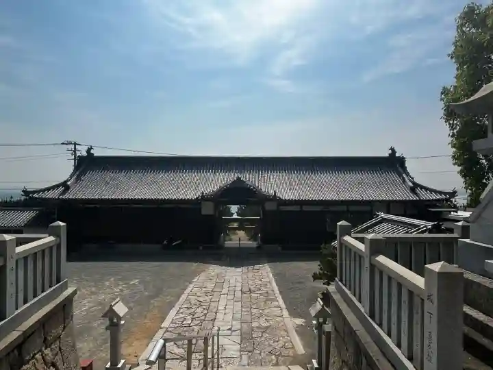 石屋神社(兵庫県)