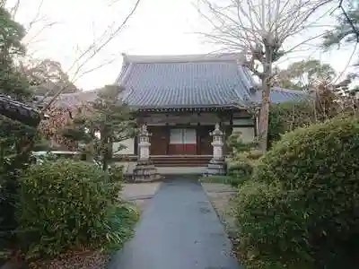 蓮行寺の本殿