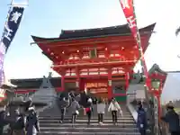 伏見稲荷大社の山門・神門