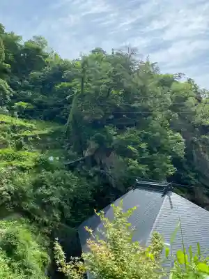 宝珠山 立石寺の{uncategorized: "未分類", other: "その他", undefined: "問題あり", building: "その他建物", grave: "お墓", sacred_gate: "鳥居", guardian: "狛犬", statue: "像", buddha: "仏像", history: "歴史", nature: "自然", garden: "庭園", animal: "動物", pagoda: "塔", temizu: "手水舎", mountain_gate: "山門・神門", sanctuary: "本殿・本堂", subordinate: "末社・摂社", art: "芸術", scenery: "景色", jizo: "地蔵", ema: "絵馬", goshuin: "御朱印", omikuji: "おみくじ", items: "授与品その他", amulet: "お守り", goshuincho: "御朱印帳", eats: "食事", festival: "お祭り", votive_dance: "神楽", shichigosan: "七五三参", wedding: "結婚式", experience: "体験その他", initially: "初詣", around: "周辺", anti_infection: "感染症対策"}