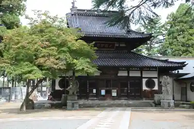 大慈寺の本殿・本堂