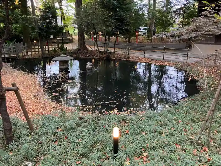 調神社の庭園
