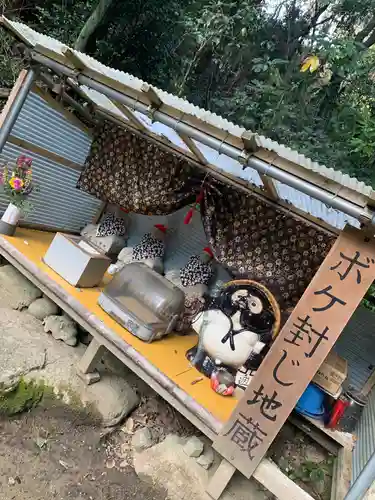 立岩稲荷神社のその他建物