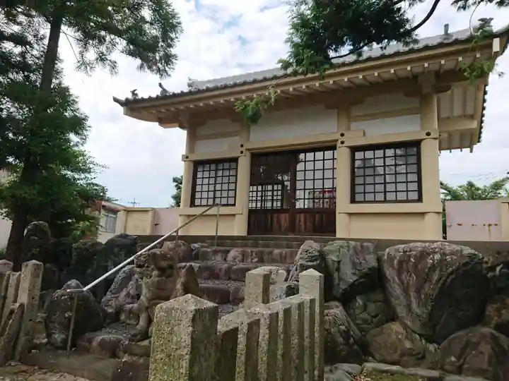 赤見国玉神社の本殿・本堂