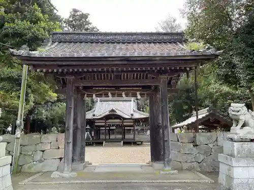 椿神社の山門