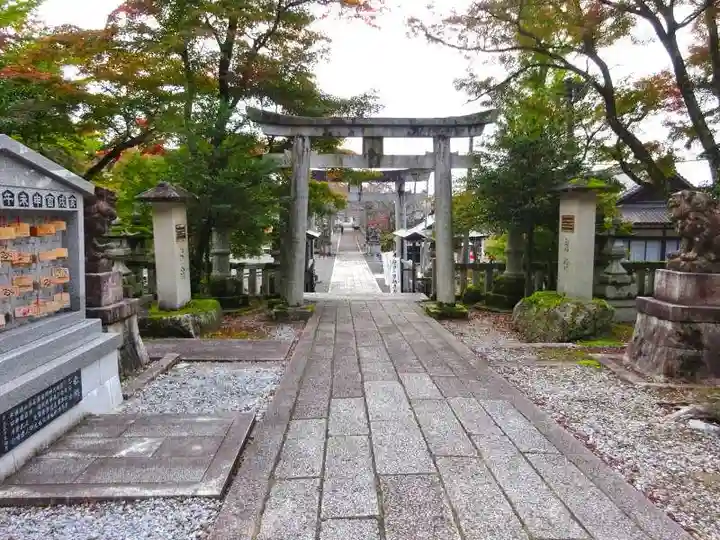 意冨布良神社(滋賀県)