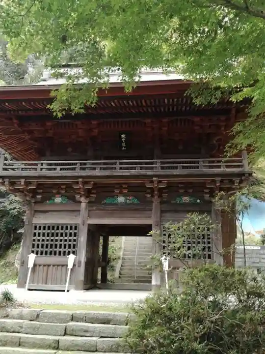 宝樹院小山寺の山門・神門