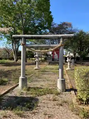 八龍神社の{uncategorized: "未分類", other: "その他", undefined: "問題あり", building: "その他建物", grave: "お墓", sacred_gate: "鳥居", guardian: "狛犬", statue: "像", buddha: "仏像", history: "歴史", nature: "自然", garden: "庭園", animal: "動物", pagoda: "塔", temizu: "手水舎", mountain_gate: "山門・神門", sanctuary: "本殿・本堂", subordinate: "末社・摂社", art: "芸術", scenery: "景色", jizo: "地蔵", ema: "絵馬", goshuin: "御朱印", omikuji: "おみくじ", items: "授与品その他", amulet: "お守り", goshuincho: "御朱印帳", eats: "食事", festival: "お祭り", votive_dance: "神楽", shichigosan: "七五三参", wedding: "結婚式", experience: "体験その他", initially: "初詣", around: "周辺", anti_infection: "感染症対策"}