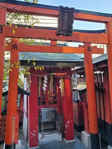 綱敷天神社御旅社の末社