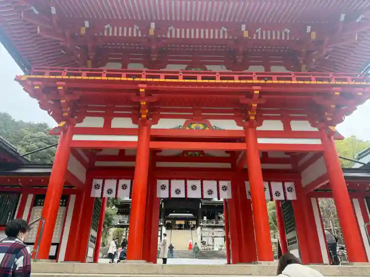 近江神宮の{uncategorized: "未分類", other: "その他", undefined: "問題あり", building: "その他建物", grave: "お墓", sacred_gate: "鳥居", guardian: "狛犬", statue: "像", buddha: "仏像", history: "歴史", nature: "自然", garden: "庭園", animal: "動物", pagoda: "塔", temizu: "手水舎", mountain_gate: "山門・神門", sanctuary: "本殿・本堂", subordinate: "末社・摂社", art: "芸術", scenery: "景色", jizo: "地蔵", ema: "絵馬", goshuin: "御朱印", omikuji: "おみくじ", items: "授与品その他", amulet: "お守り", goshuincho: "御朱印帳", eats: "食事", festival: "お祭り", votive_dance: "神楽", shichigosan: "七五三参", wedding: "結婚式", experience: "体験その他", initially: "初詣", around: "周辺", anti_infection: "感染症対策"}
