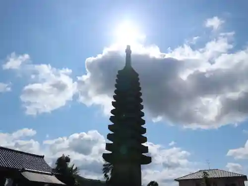 般若寺 ❁﻿コスモス寺❁の塔