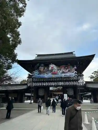 寒川神社の{uncategorized: "未分類", other: "その他", undefined: "問題あり", building: "その他建物", grave: "お墓", sacred_gate: "鳥居", guardian: "狛犬", statue: "像", buddha: "仏像", history: "歴史", nature: "自然", garden: "庭園", animal: "動物", pagoda: "塔", temizu: "手水舎", mountain_gate: "山門・神門", sanctuary: "本殿・本堂", subordinate: "末社・摂社", art: "芸術", scenery: "景色", jizo: "地蔵", ema: "絵馬", goshuin: "御朱印", omikuji: "おみくじ", items: "授与品その他", amulet: "お守り", goshuincho: "御朱印帳", eats: "食事", festival: "お祭り", votive_dance: "神楽", shichigosan: "七五三参", wedding: "結婚式", experience: "体験その他", initially: "初詣", around: "周辺", anti_infection: "感染症対策"}