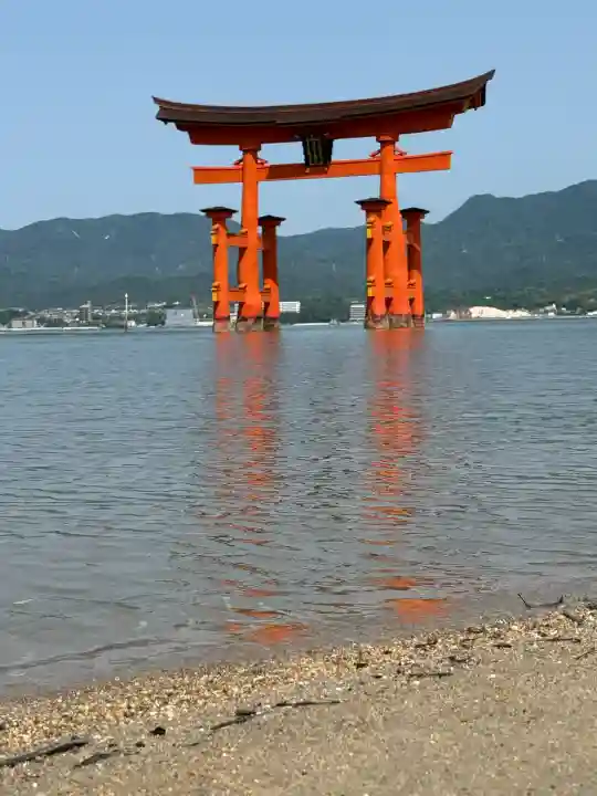 厳島神社(広島県)