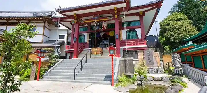 放生寺の本殿・本堂