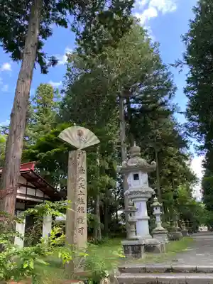 冨士御室浅間神社のその他建物