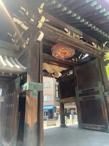 大阪天満宮の山門・神門