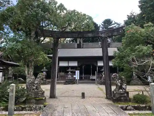 宇良神社(浦嶋神社)の鳥居