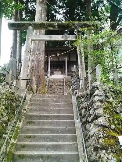 根元神社の鳥居