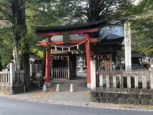 淺間神社（忍野八海）の鳥居