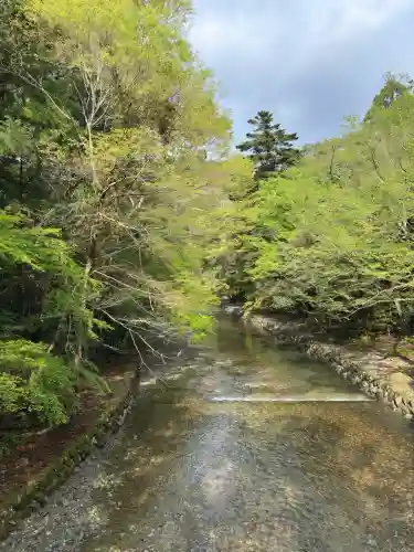 伊勢神宮内宮（皇大神宮）の{uncategorized: "未分類", other: "その他", undefined: "問題あり", building: "その他建物", grave: "お墓", sacred_gate: "鳥居", guardian: "狛犬", statue: "像", buddha: "仏像", history: "歴史", nature: "自然", garden: "庭園", animal: "動物", pagoda: "塔", temizu: "手水舎", mountain_gate: "山門・神門", sanctuary: "本殿・本堂", subordinate: "末社・摂社", art: "芸術", scenery: "景色", jizo: "地蔵", ema: "絵馬", goshuin: "御朱印", omikuji: "おみくじ", items: "授与品その他", amulet: "お守り", goshuincho: "御朱印帳", eats: "食事", festival: "お祭り", votive_dance: "神楽", shichigosan: "七五三参", wedding: "結婚式", experience: "体験その他", initially: "初詣", around: "周辺", anti_infection: "感染症対策"}