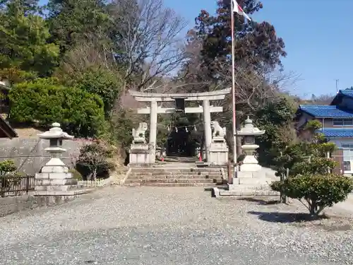 日撫神社の鳥居