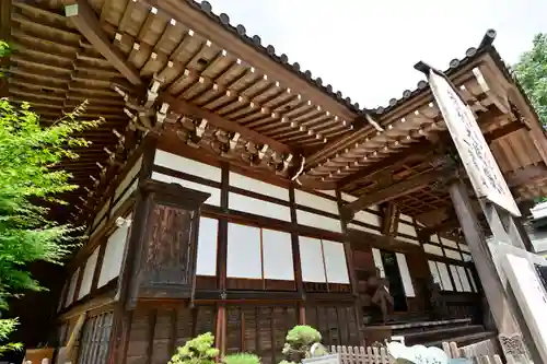 深大寺の本殿・本堂