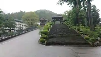 久遠寺(山梨県)