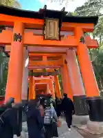 伏見稲荷大社の{uncategorized: "未分類", other: "その他", undefined: "問題あり", building: "その他建物", grave: "お墓", sacred_gate: "鳥居", guardian: "狛犬", statue: "像", buddha: "仏像", history: "歴史", nature: "自然", garden: "庭園", animal: "動物", pagoda: "塔", temizu: "手水舎", mountain_gate: "山門・神門", sanctuary: "本殿・本堂", subordinate: "末社・摂社", art: "芸術", scenery: "景色", jizo: "地蔵", ema: "絵馬", goshuin: "御朱印", omikuji: "おみくじ", items: "授与品その他", amulet: "お守り", goshuincho: "御朱印帳", eats: "食事", festival: "お祭り", votive_dance: "神楽", shichigosan: "七五三参", wedding: "結婚式", experience: "体験その他", initially: "初詣", around: "周辺", anti_infection: "感染症対策"}