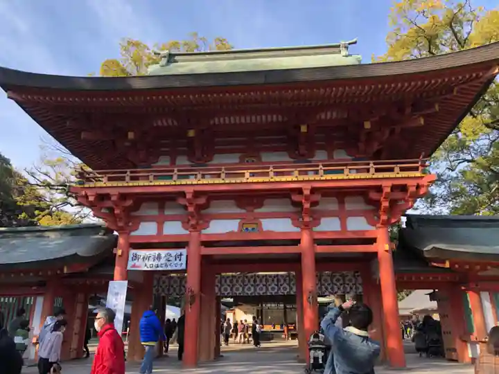 武蔵一宮氷川神社の山門・神門