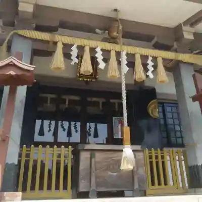 白髭神社の本殿・本堂