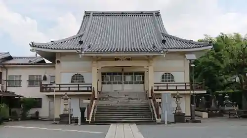 福泉寺の本殿・本堂