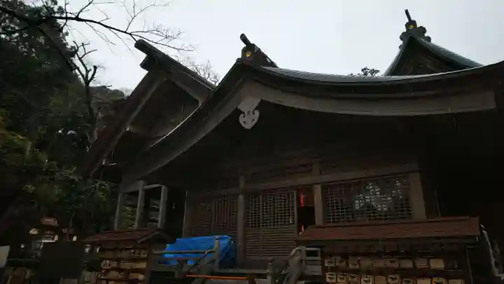 師岡熊野神社の本殿・本堂