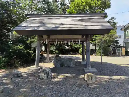 下川神社の手水